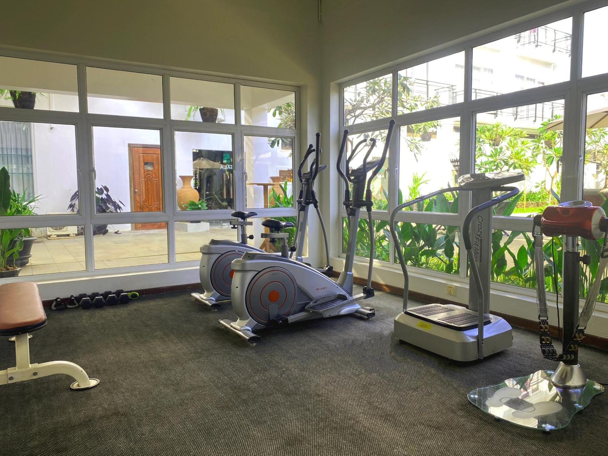 Sala Siem Reap Hotel Εξωτερικό φωτογραφία The gym at the hotel